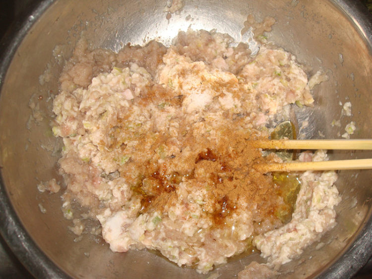韭香猪肉鲅鱼水饺步骤6