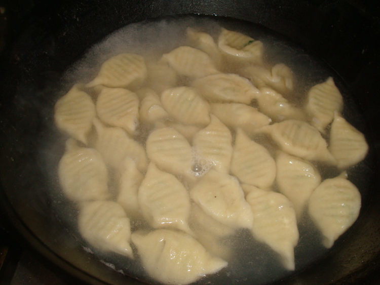 韭香猪肉鲅鱼水饺步骤10