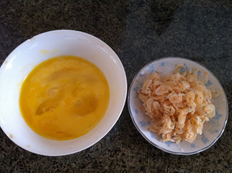 鸡蛋虾皮翡翠饺子步骤4