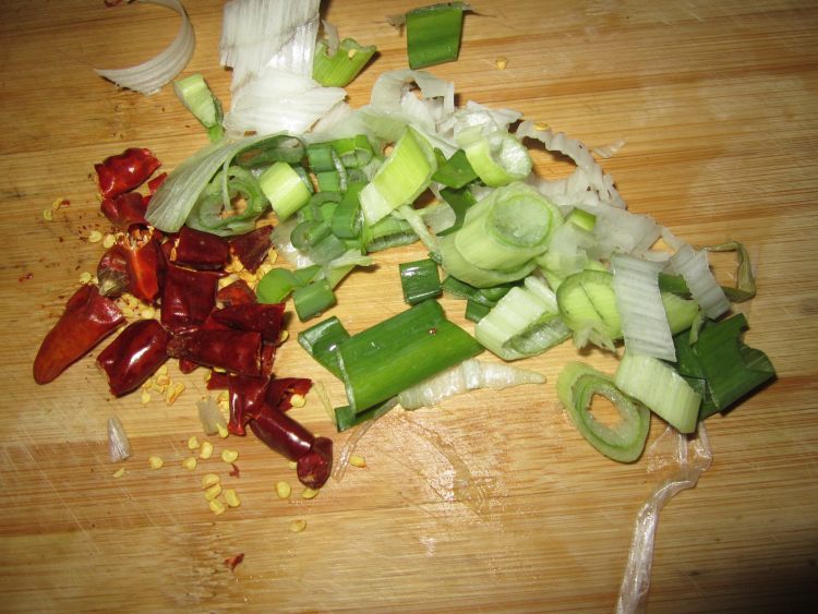 辣炒小豆腐步骤2