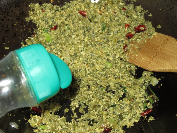 辣炒小豆腐步骤7