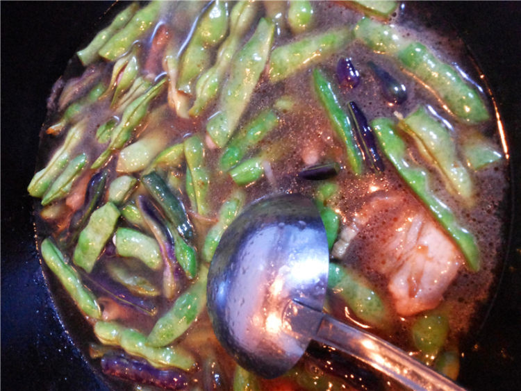 肉片炒芸豆步骤9