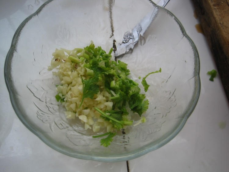 凉拌蒜香木耳菜步骤3