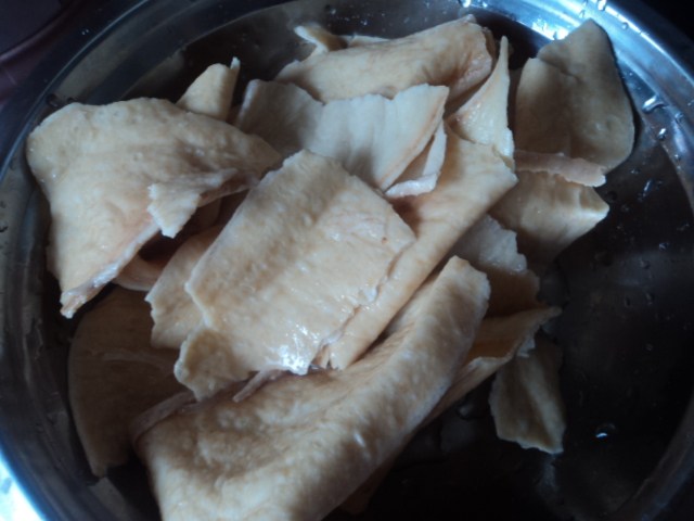 龙须菜拌豆腐皮步骤3