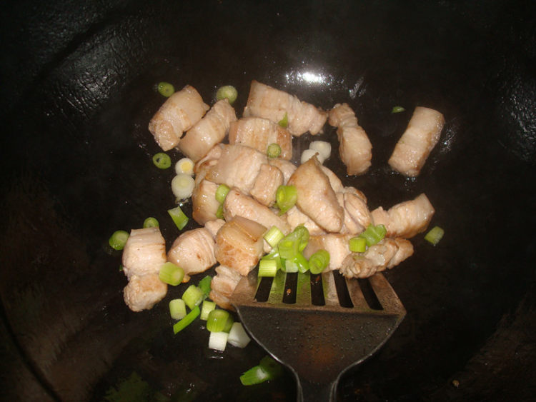 红烧肉炖芸豆步骤4
