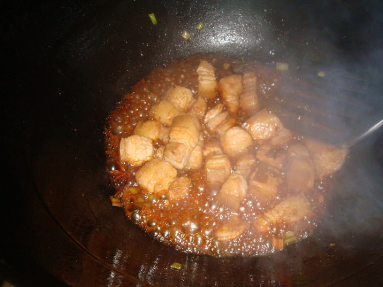 红烧肉炖芸豆步骤6