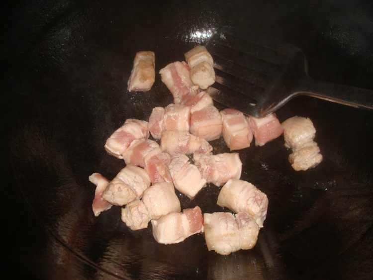 红烧肉炖芸豆步骤3