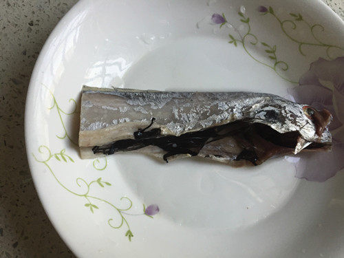 香煎椒盐带鱼步骤1