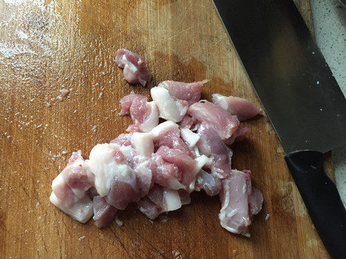 鲫鱼塞肉步骤2