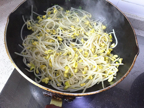 凉拌豆芽#非转基因金步骤8