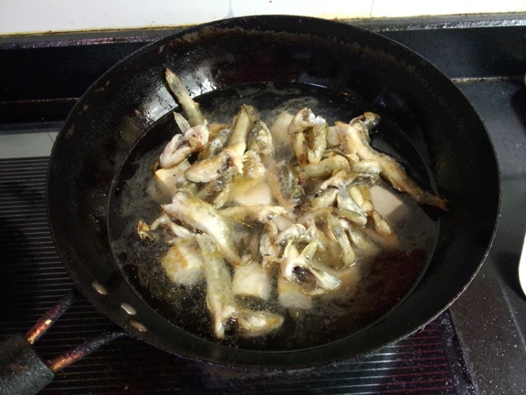 狗刚鱼炖豆腐步骤9