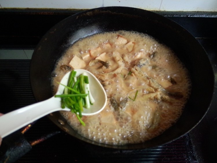 狗刚鱼炖豆腐步骤14