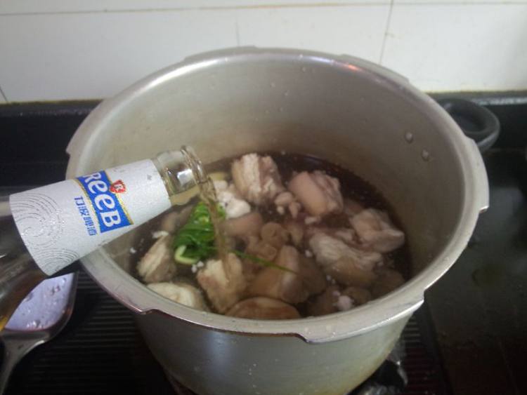 咖喱山羊肉粉丝煲步骤5