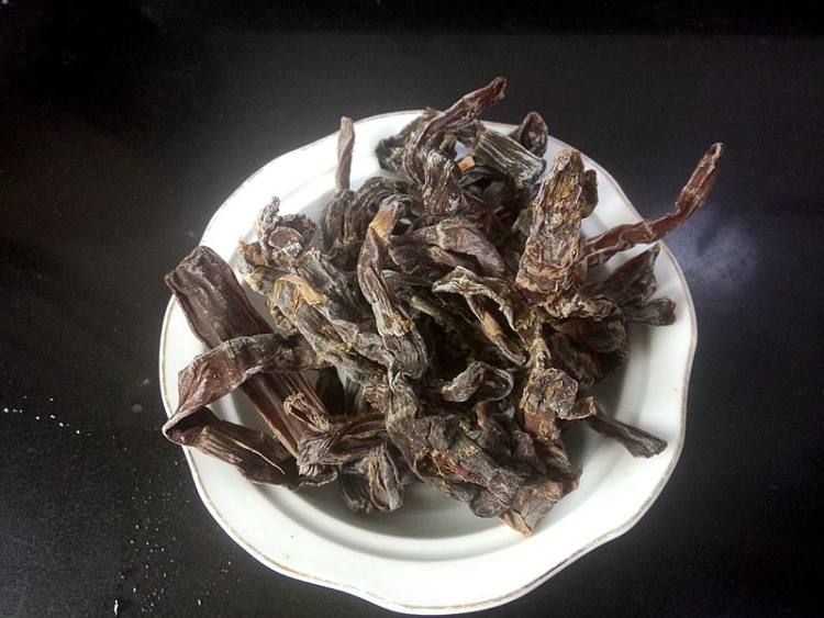 方笋干煮五花肉步骤2