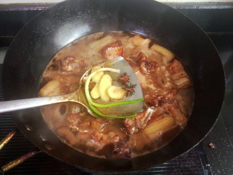方笋干煮五花肉步骤10