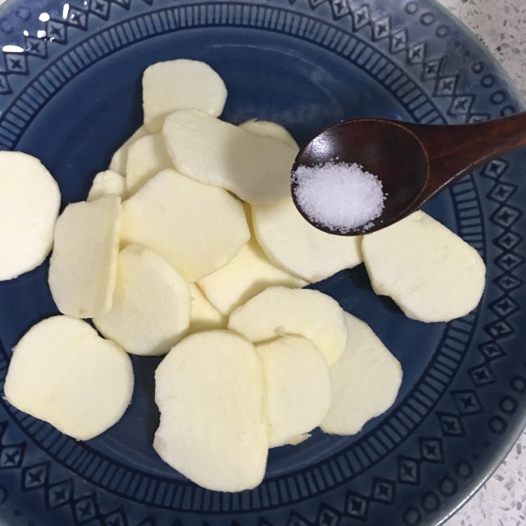 香炸茨菇片步骤5