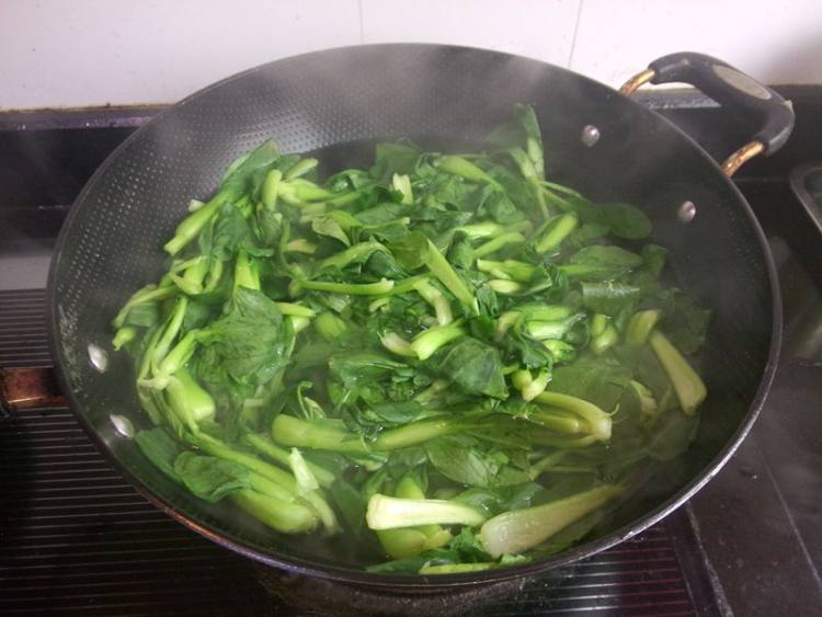 青菜鸡蛋蒸素馄饨步骤2