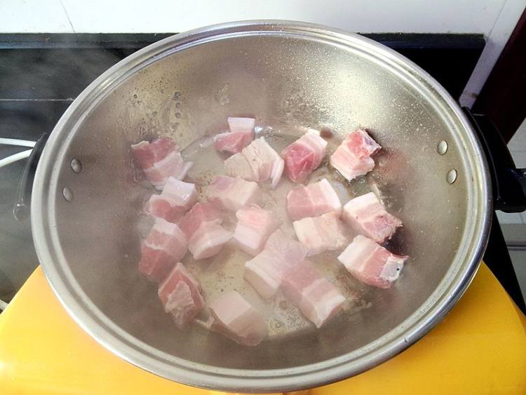 山药胡萝卜炖肉步骤3