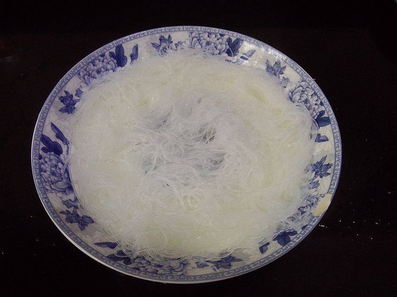 梭子蟹蒸粉丝步骤4