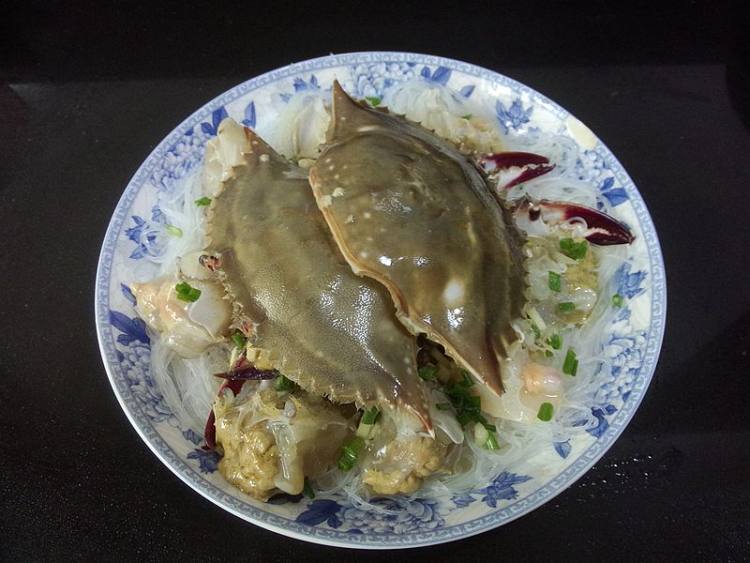 梭子蟹蒸粉丝步骤9