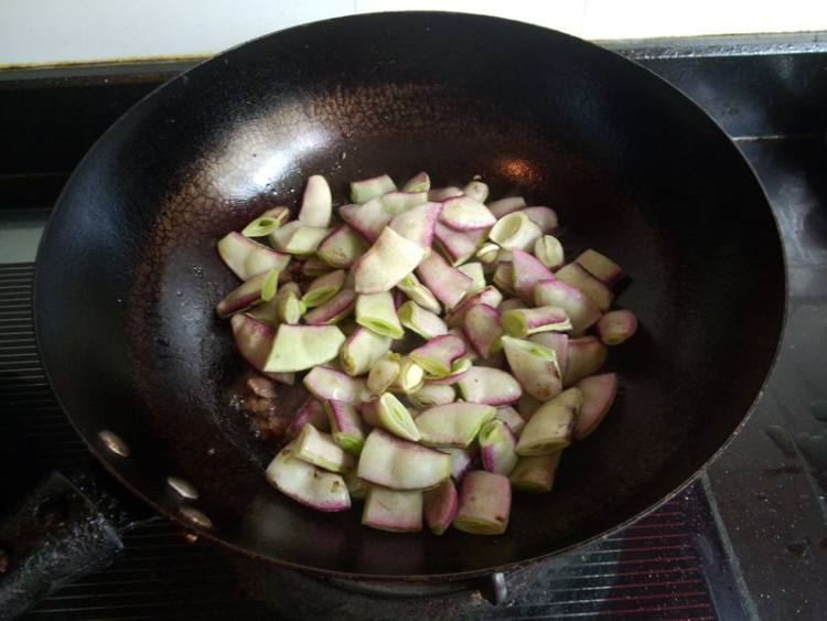 牛肉丁扁豆饭步骤6