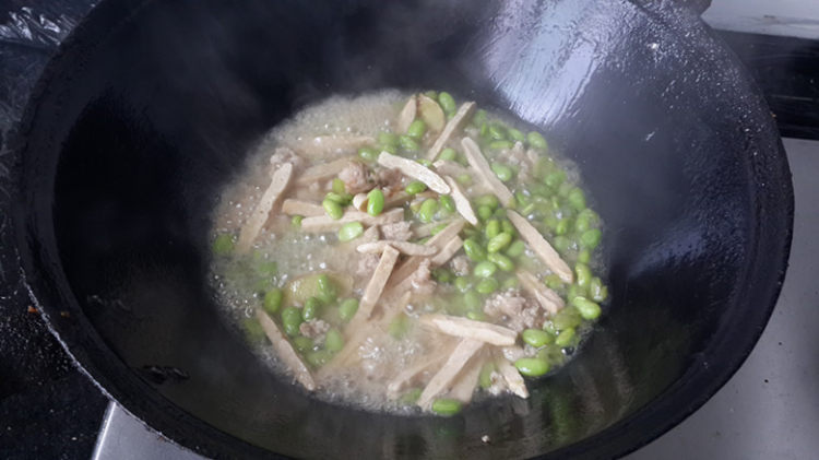 香干毛豆子步骤6