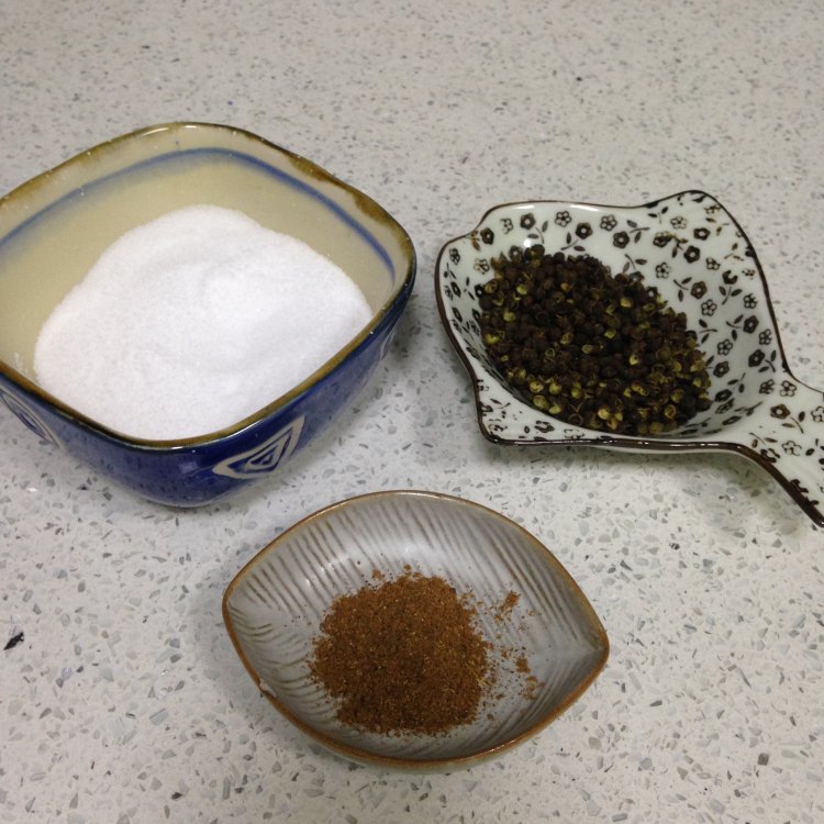 【手工美食】盐水鸭步骤4