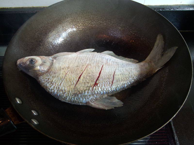 毛豆子烧鳊鱼步骤4