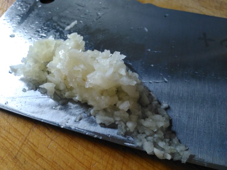 橄榄油拌樱桃小萝卜步骤4