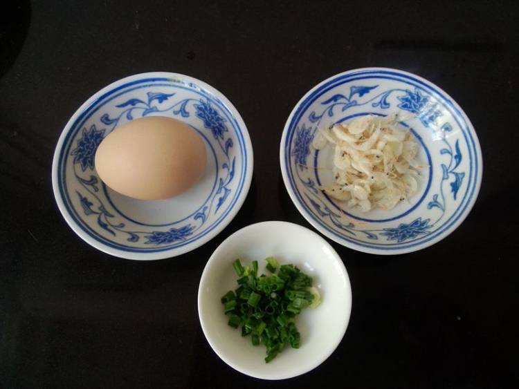 虾米蚕花羹步骤2