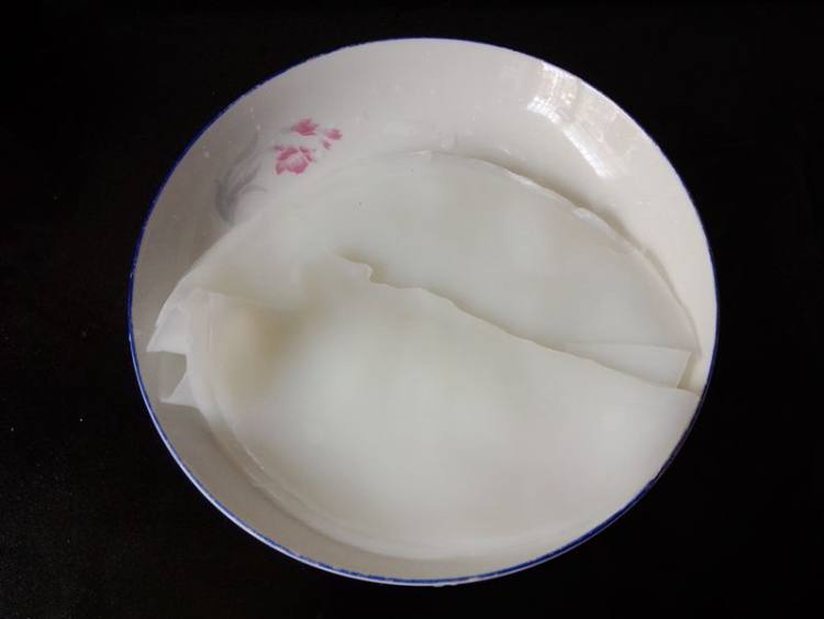 鲢鱼头粉皮煲步骤2