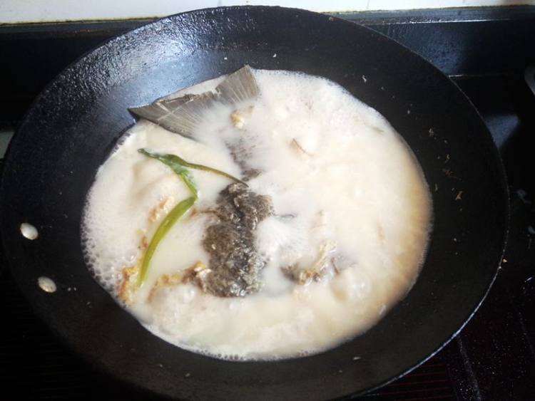 山药炖白鱼尾巴步骤9
