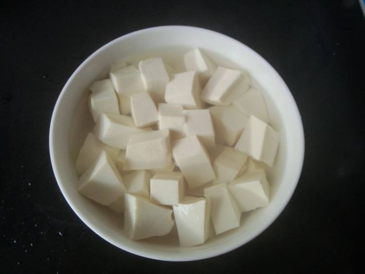 香肠豆腐羹步骤2