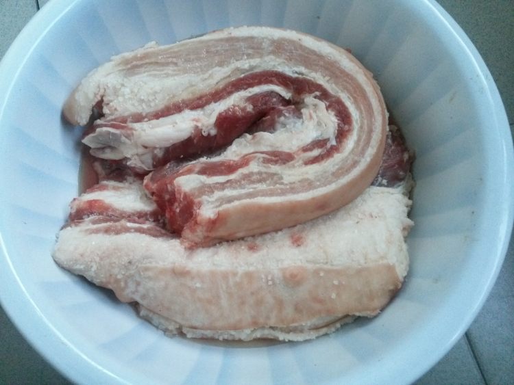 自制椒香咸肉步骤8