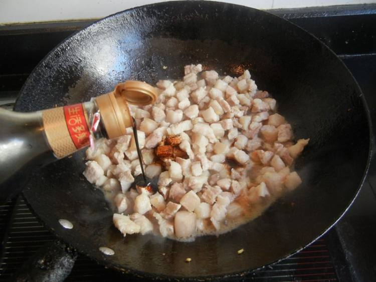 花生肉丁辣酱步骤8