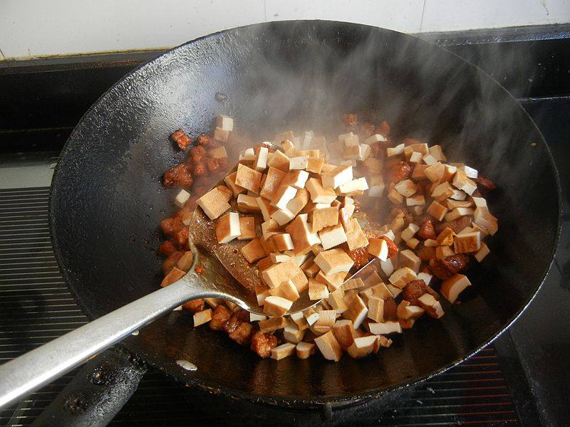 花生肉丁辣酱步骤10