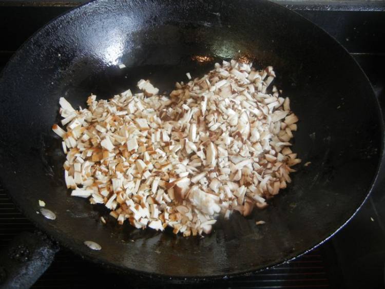 婆婆丁鸡蛋水饺步骤10