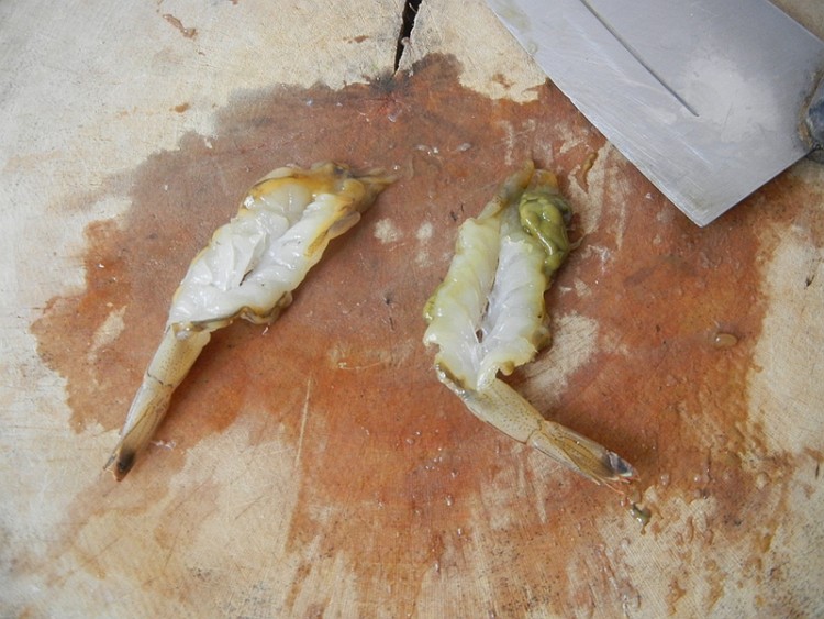 虾蓉蒸蛋羹步骤3
