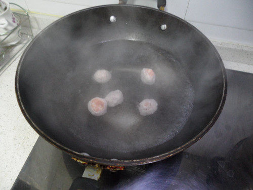 鱼肉丸汤步骤3