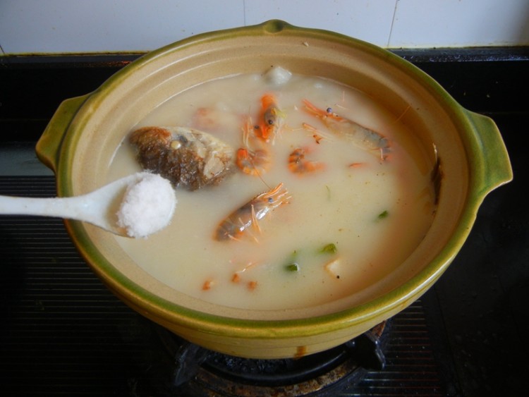 鱼虾豆腐煲步骤14