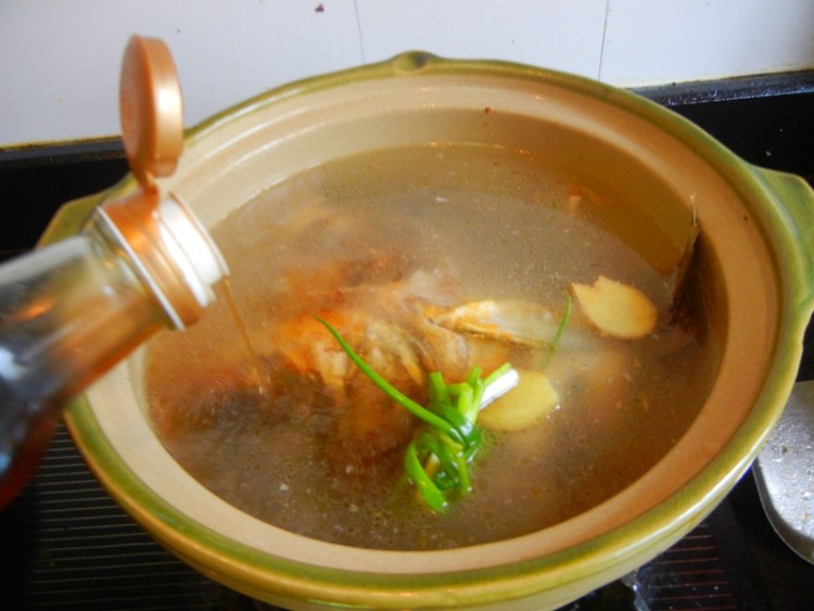 鱼虾豆腐煲步骤10