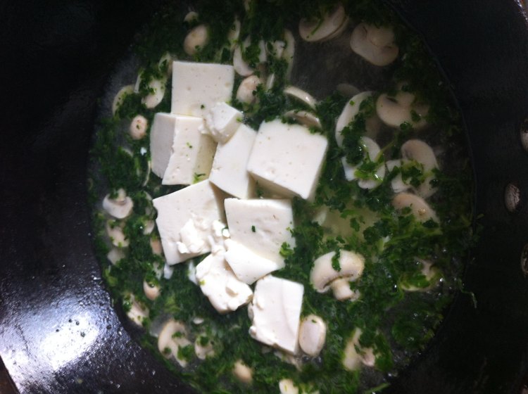 荠菜鸡丝豆腐羹步骤5