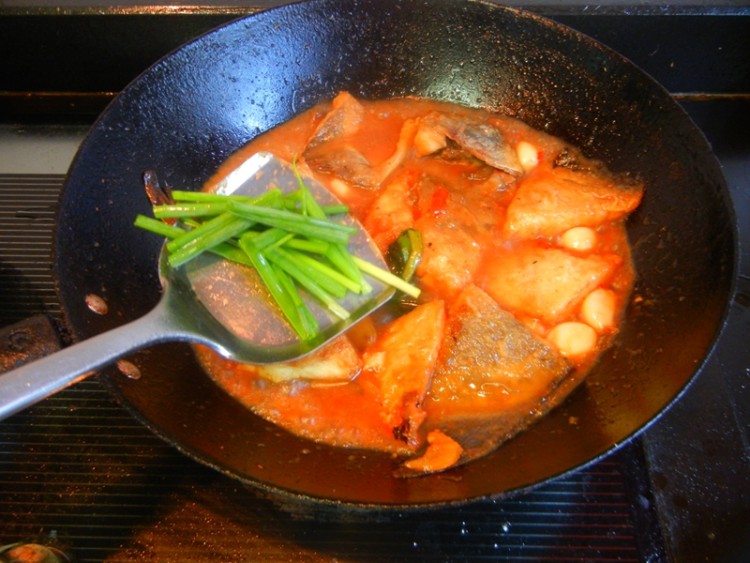 蒜子豆豉烧银鲳步骤15