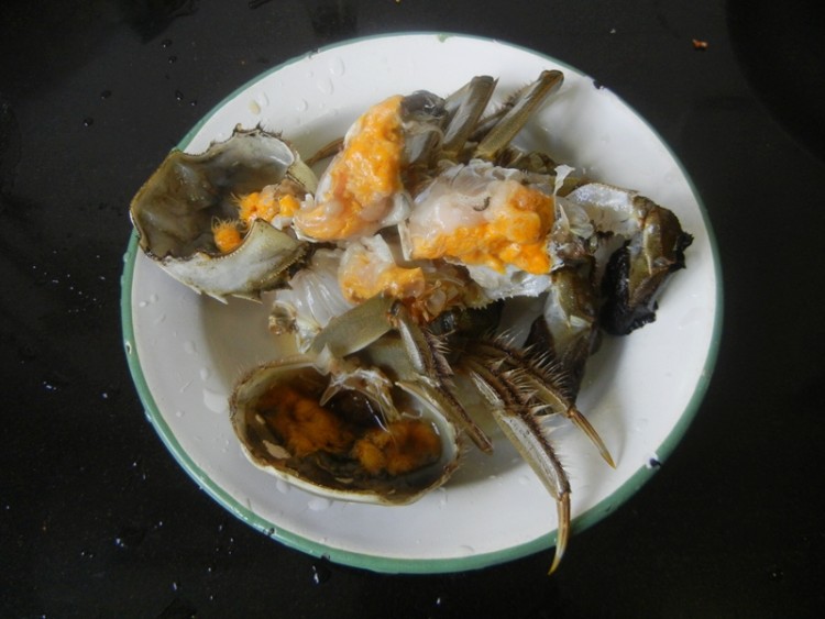 螃蟹粉丝煲步骤3