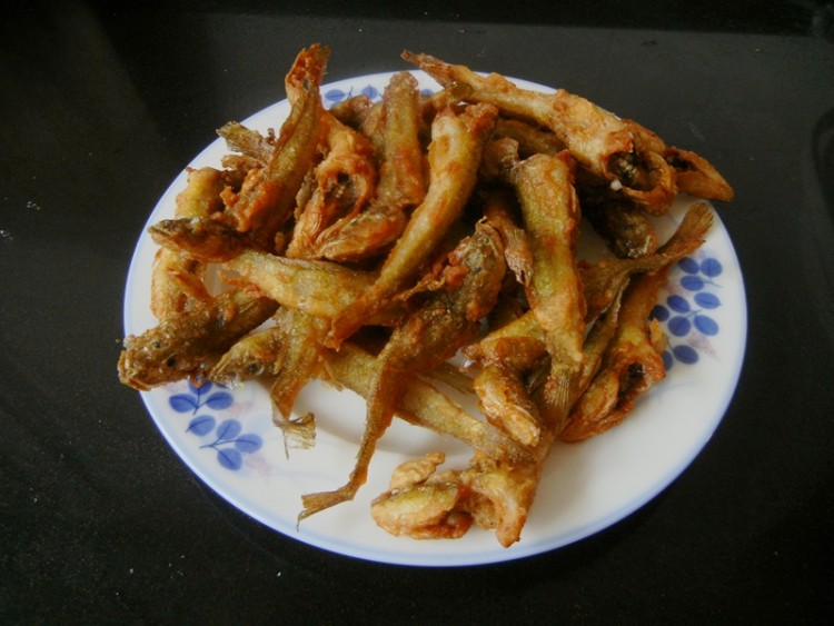 油炸小梭鱼步骤8