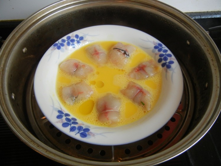 黑鱼片蒸蛋步骤8