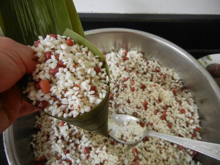桂花红豆蜜枣粽步骤9