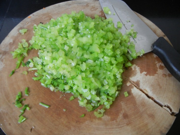 胡萝卜芹菜生煎馄饨步骤7