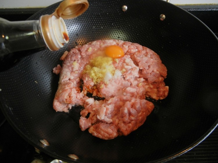 胡萝卜芹菜生煎馄饨步骤9