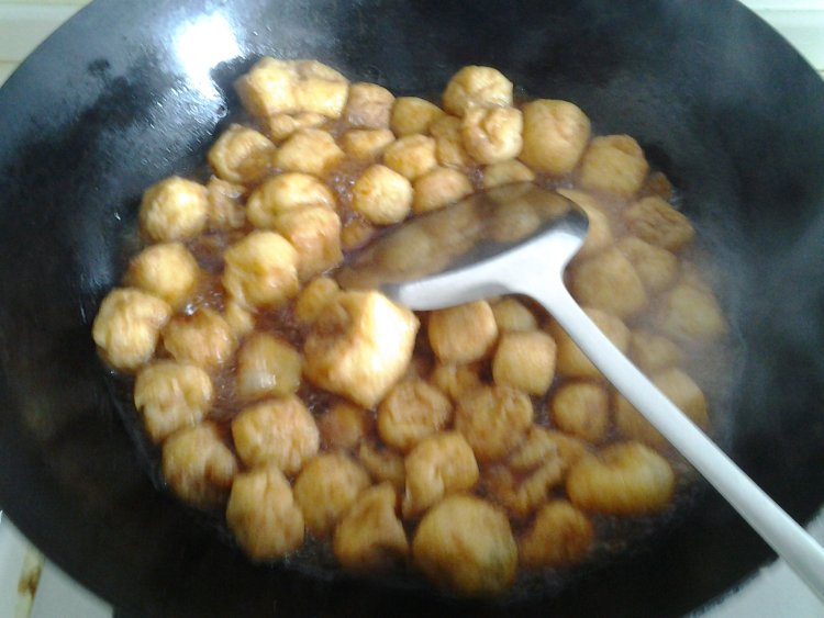 红烧油豆腐步骤4